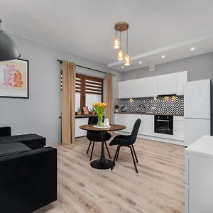 Coco Premium Radosc Apartament Warszawa