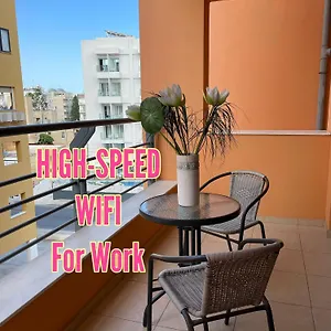 Vip On Makenzie Apartament Larnaca